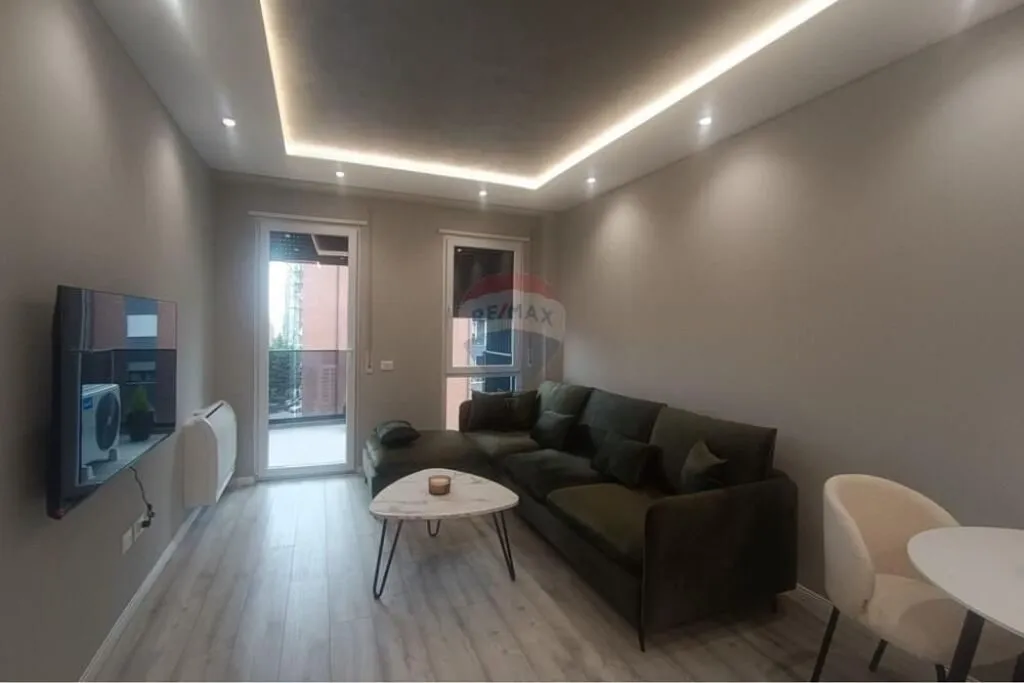 Apartament 1+1 me qera në Rruga Egnatia, Tiranë, 75 m². Foto 1 nga 6