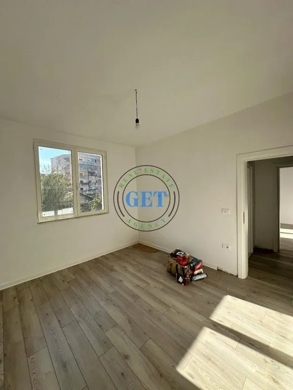 Apartament 2+1 në shitje në Çezma e Ferrës, Durrës, 70 m². Foto 1 nga 11