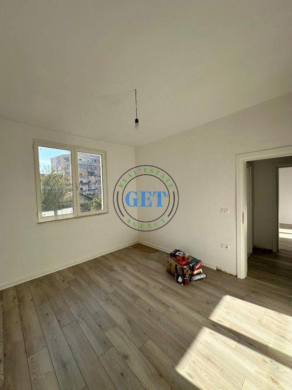 Apartament 2+1 në shitje në Rruga Isuf Molla, Durrës, 70 m²