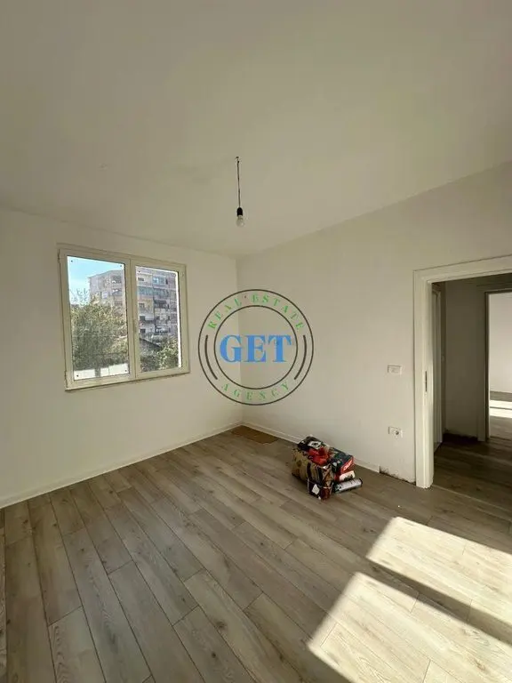 Apartament 2+1 në shitje në Rruga Isuf Molla, Durrës, 70 m²