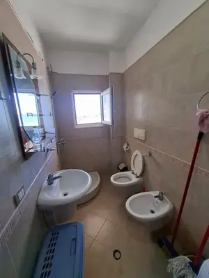 Apartament 1+1 me qera në Lagja 13, Durrës, 60 m². Foto 7 nga 8
