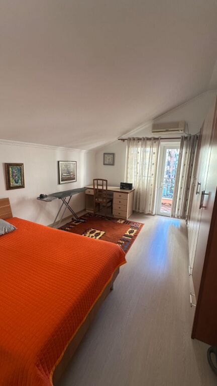 Apartment 3+1 for rent in Rruga Prokop Mima, Tirana, 110 m². Photo 1 of 3