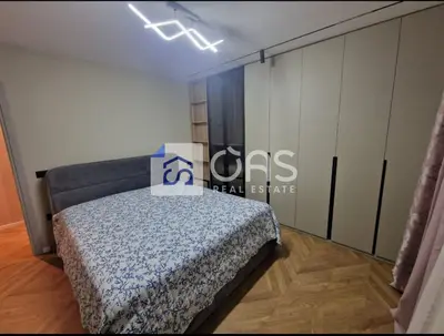 Apartament 1+1 me qera në Kodra e Diellit, Tiranë, 72 m². Foto 2 nga 8