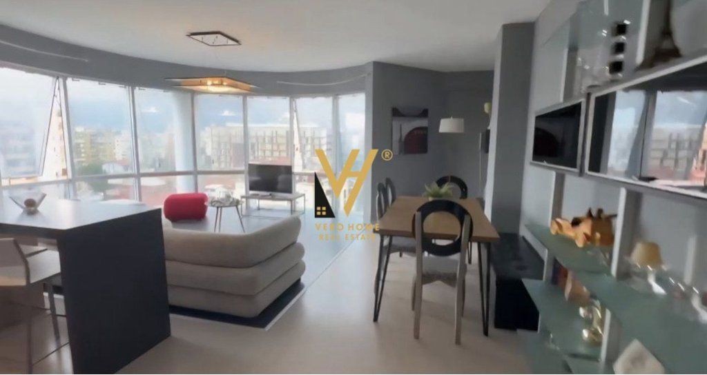 Apartament 2+1 me qera në Komuna e Parisit, Tiranë, 120 m². Foto 2 nga 3