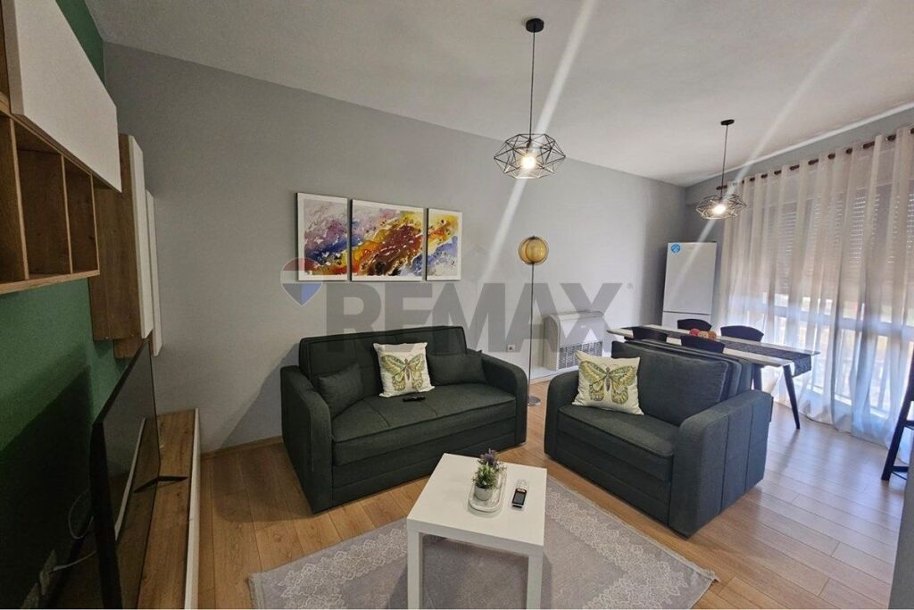 Appartamento in affitto a Rruga Teodor Keko, Tirana, 85 m². Foto 2 di 3