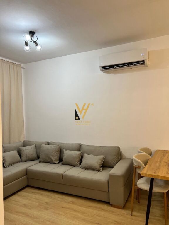 Apartament 2+1 me qera në Ali Demi, Tiranë, 75 m². Foto 1 nga 3