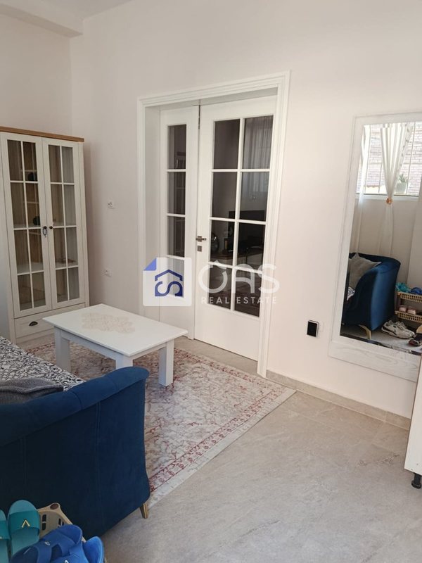 Apartament 2+1 me qera në Vasil Shanto, Tiranë, 75 m²