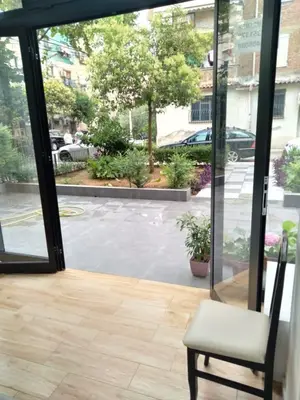 Shop for rent in Zogu i Zi, Tirana, 30 m². Photo 6 of 6