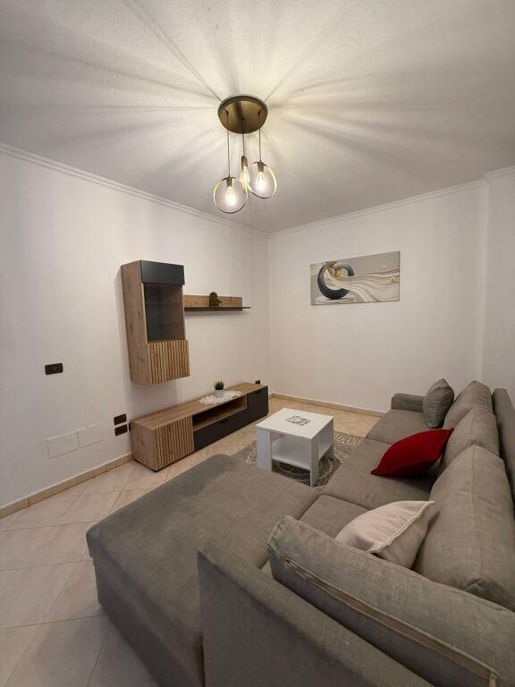 Apartament 2+1 me qera në Ujësjellës Kanalizime Durrës, Durrës, 90 m²