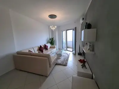 Apartment 2+1 for sale in Ujësjellës Kanalizime, Durrës, 95 m². Photo 3 of 11