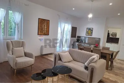 Vilë 4+1 në shitje në Mullet, Tiranë, 500 m². Foto 2 nga 3