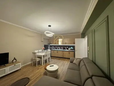 Apartament 1+1 me qera në Stacioni i Trenit, Tiranë, 70 m². Foto 3 nga 12