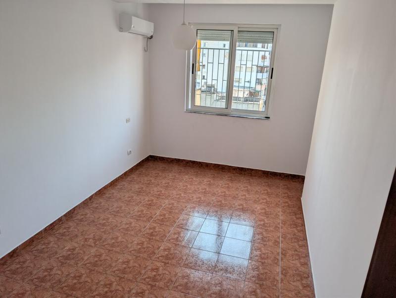 Apartament me qera në Rruga Him Kolli, Tiranë, 97 m²