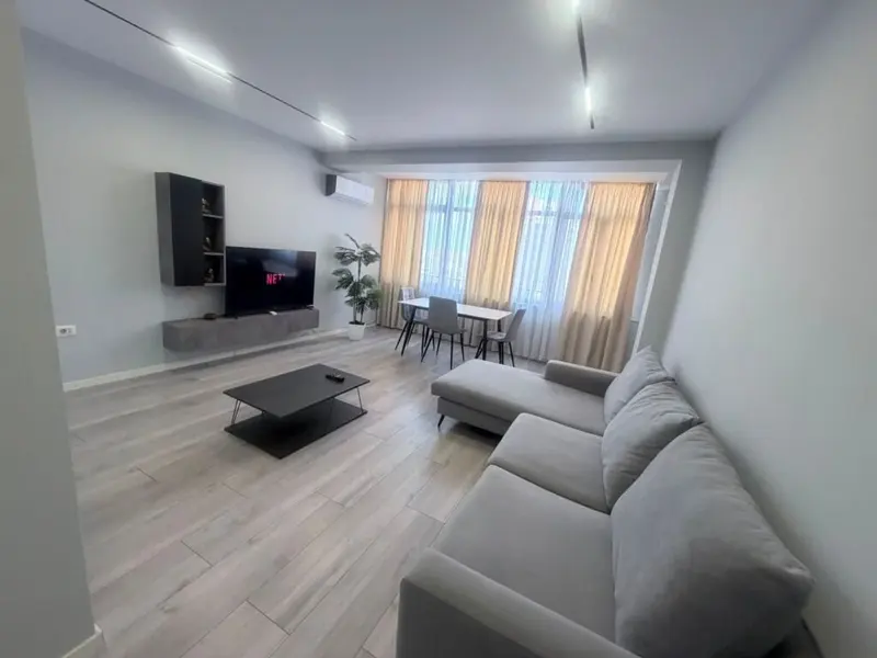 Appartamento 2+1 in vendita a Rruga Frosina Plaku, Tirana, 110 m²