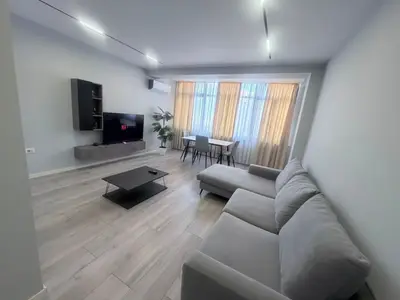 Appartamento 2+1 in vendita a Rruga Frosina Plaku, Tirana, 110 m². Foto 1 di 6
