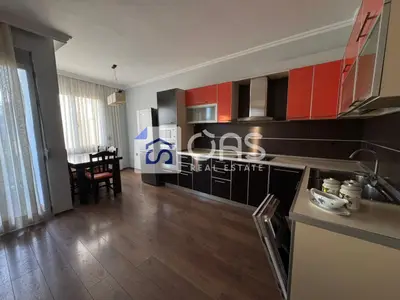 Apartament 2+1 me qera në Rruga e Dibrës, Tiranë, 105 m². Foto 3 nga 10