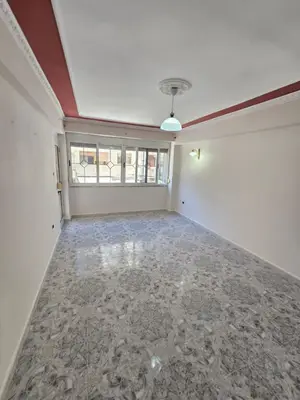 Apartament 2+1 në shitje në Pallati i Sportit Ramazan Njala, Durrës, 76 m². Foto 4 nga 12