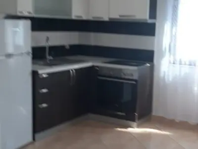 Appartamento 2+1 in affitto a Frigoriferi, Tirana, 90 m². Foto 6 di 6