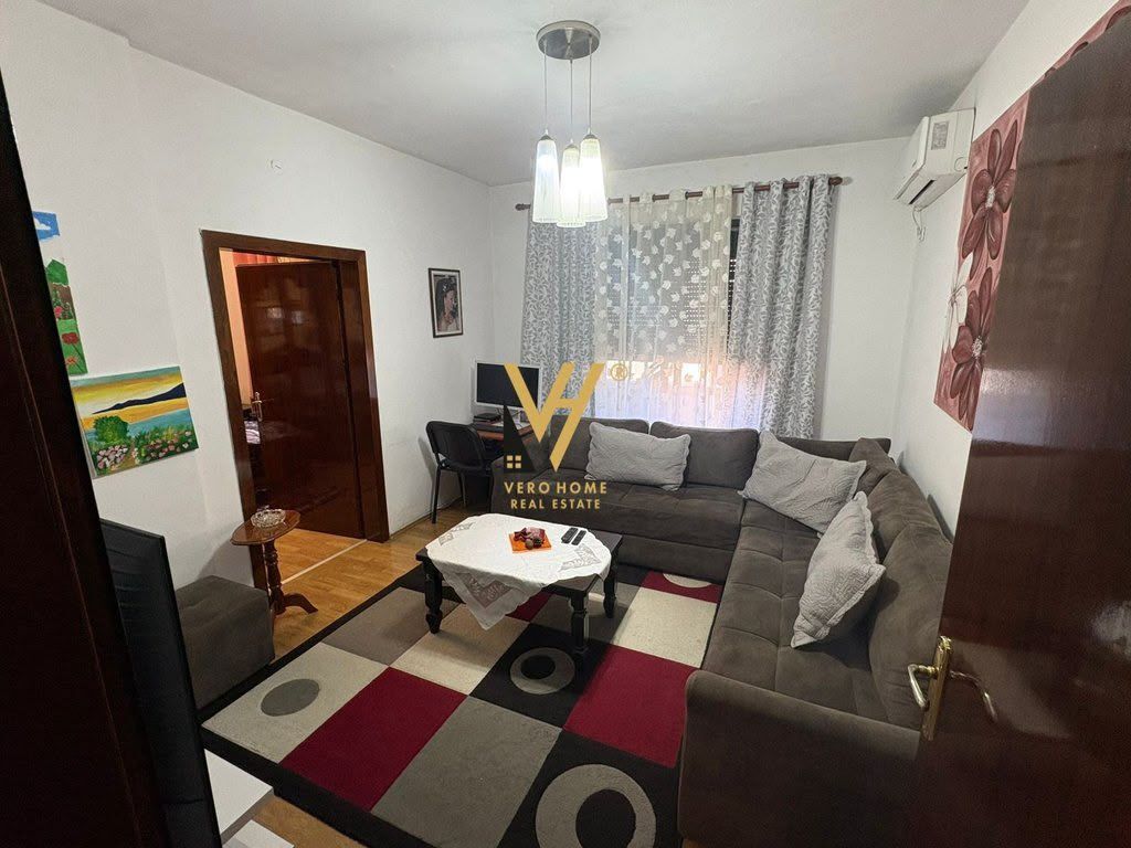 Apartament 2+1 me qera në Rruga Bardhyl, Tiranë, 90 m²