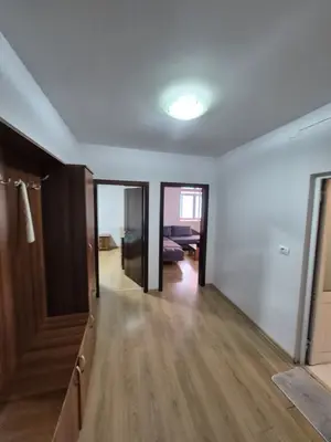 Apartament 3+1 me qera në Myslym Shyri, Tiranë, 110 m². Foto 2 nga 10