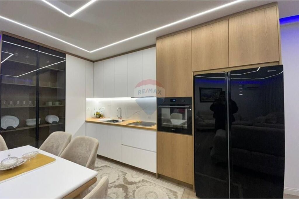 Appartamento in vendita a Fresku, Tirana, 113 m². Foto 3 di 3