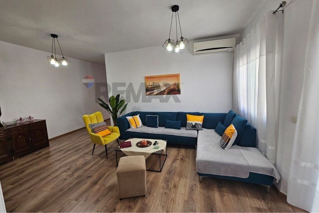 Apartment for rent in Kodra e Diellit, Tirana, 115 m². Photo 1 of 3
