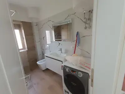 Shtëpi private 1+1 me qera në Rruga 1 Qershori, Pogradec, 64 m². Foto 5 nga 9