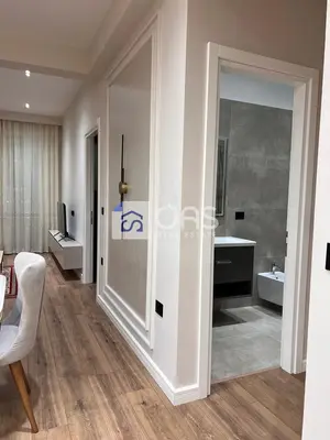 Apartament 1+1 me qera në Rruga Mine Peza, Tiranë, 70 m². Foto 2 nga 4