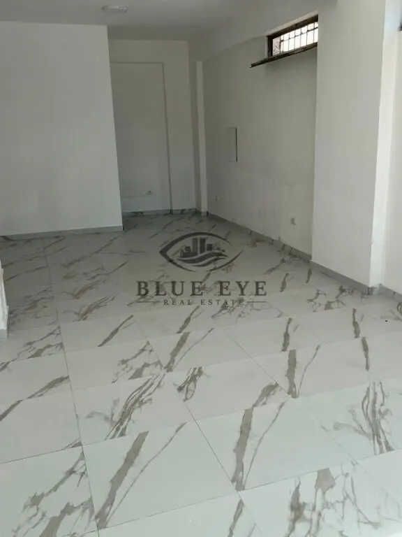 Locale commerciale in affitto a Tregu i Madh Industrial, Durazzo, 40 m²
