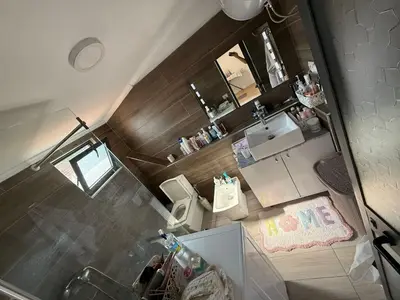 Vilë me qera në Kthesa e Kamzës, Tiranë, 700 m². Foto 11 nga 12
