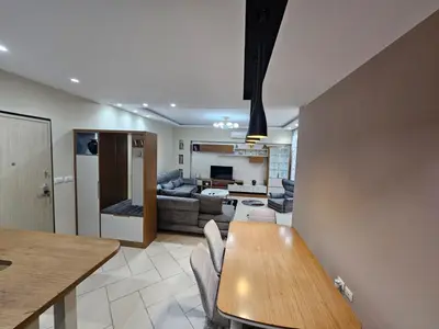 Appartamento 2+1 in affitto a Liqeni i Thatë, Tirana, 100 m². Foto 3 di 8