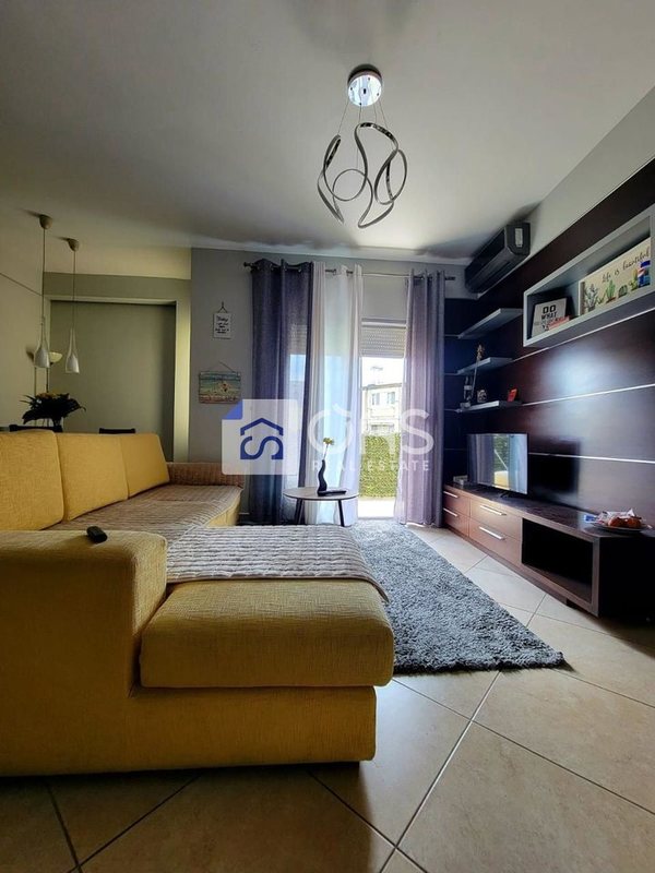 Appartamento 1+1 in affitto a ali dem, Tirana, 60 m²