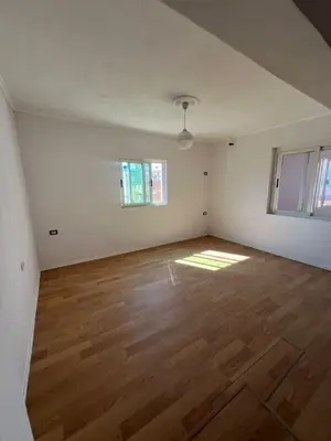 Shtëpi private 2+1 në shitje në Durrës, 80 m². Foto 2 nga 7