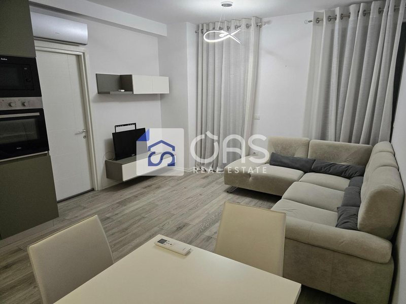 Appartamento 1+1 in affitto ad Ali Dem, Tirana, 65 m²