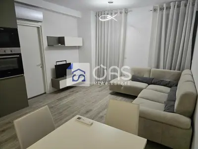 Apartament 1+1 me qera në Ali Demi, Tiranë, 65 m². Foto 1 nga 5