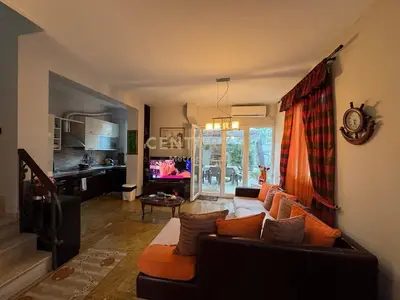 Vilë në shitje në Qerret, Kavajë, 229 m². Foto 3 nga 3