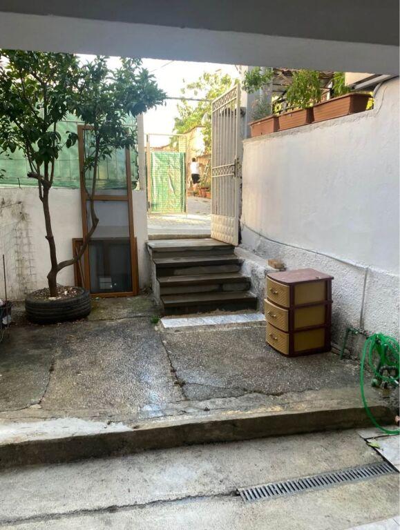 Casa indipendente 1+1 in affitto a Rruga Arian Xhumari, Tirana, 52 m²