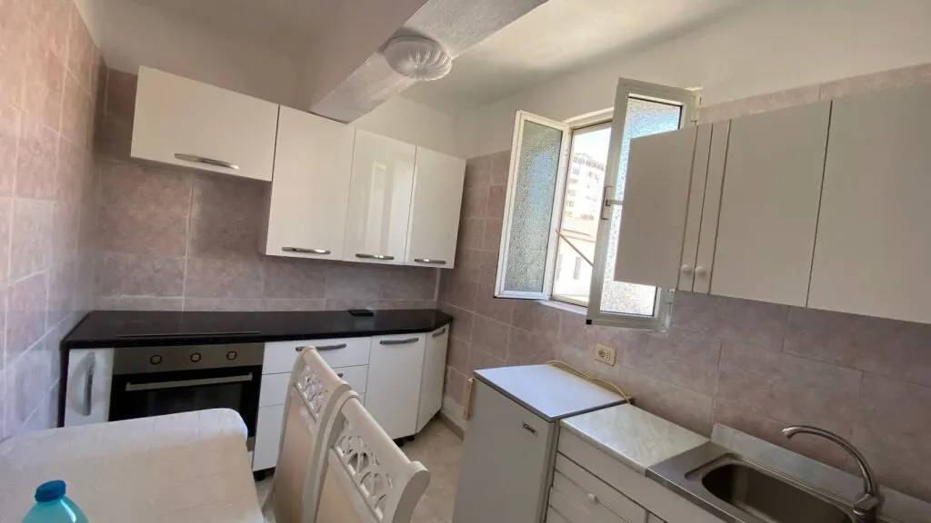 Apartment 3+1 for sale in Rruga Egnatia, Durrës, 75 m². Photo 1 of 6