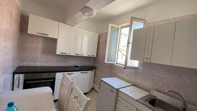 Appartamento 3+1 in vendita a Rruga Egnatia, Durazzo, 75 m²