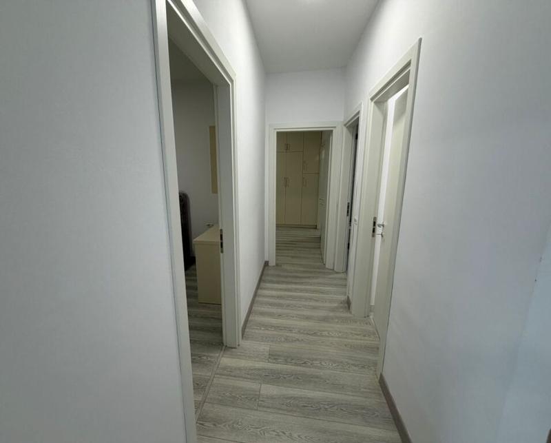 Apartament 2+2 me qera në Don Bosco, Tiranë, 100 m². Foto 11 nga 12