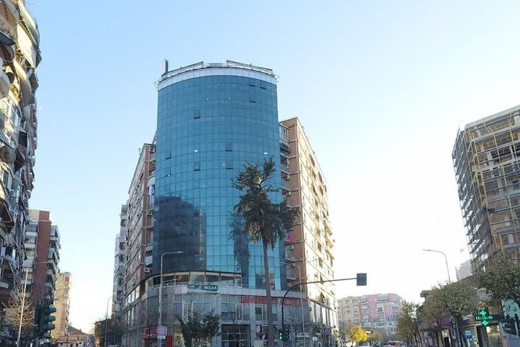 Studio for sale in Selvia, Tirana, 54 m². Photo 2 of 3