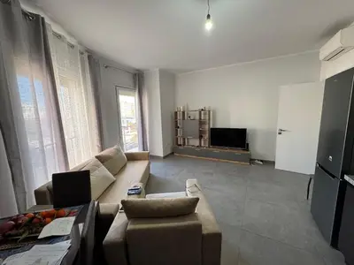 Apartament 2+1 me qera në Sheshi Pranvera, Durrës, 85 m². Foto 3 nga 7