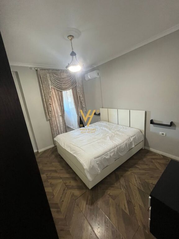 Apartament 3+1 me qera në Rruga Irfan Tomini, Tiranë, 147 m². Foto 2 nga 3