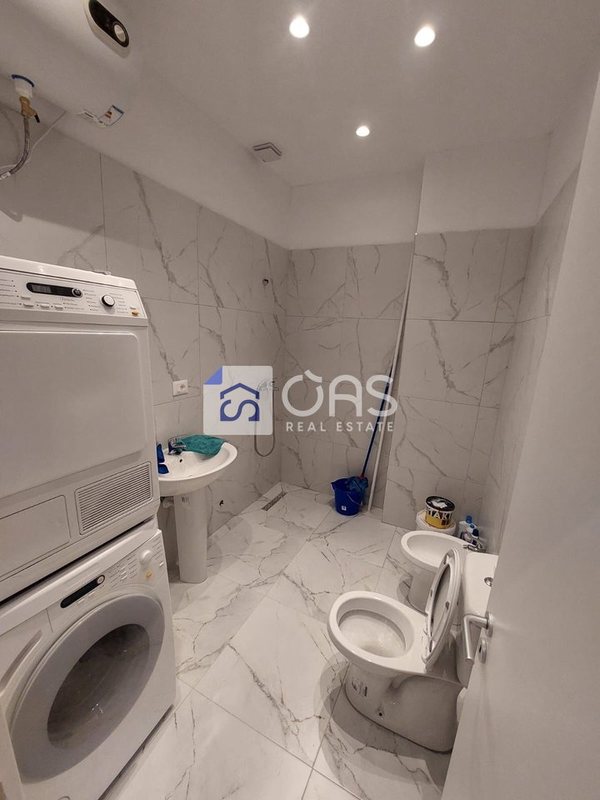 Apartament 1+1 në shitje në Kodra e Diellit, Tiranë, 57 m². Foto 3 nga 6