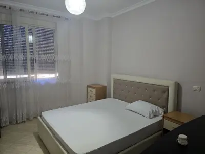 Apartament 2+1 me qera në Qendër, Durrës, 85 m². Foto 3 nga 6