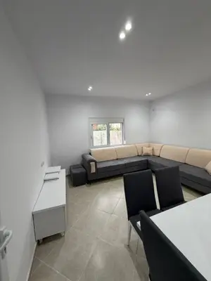 Shtëpi private në shitje në Cole, Vlorë, 242 m². Foto 3 nga 12