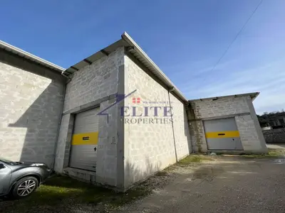 Magazinë në shitje në Arbane, Tiranë, 600 m². Foto 3 nga 6