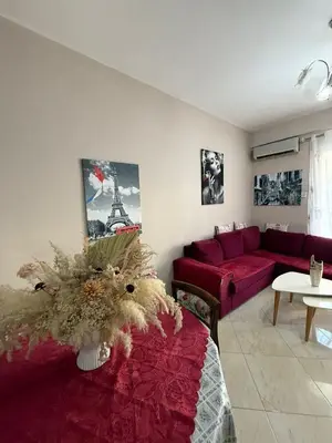 Appartamento 1+1 in affitto a Golden Park, Tirana, 56 m². Foto 1 di 7