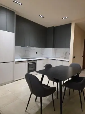 Apartament 1+1 me qera në Yzberisht, Tiranë, 70 m². Foto 7 nga 8
