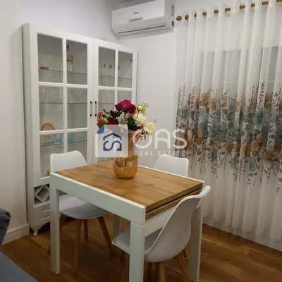Apartament 1+1 me qera në Blloku, Tiranë, 70 m². Foto 7 nga 10